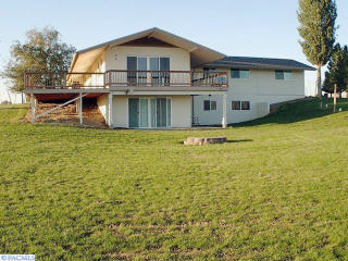 36402 Case Rd, Prosser, WA 99350-6677