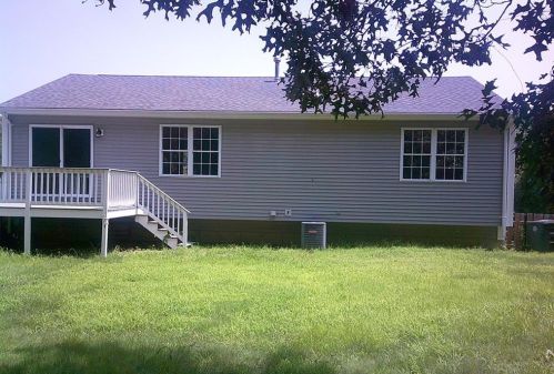 63 Remington Farm Dr, Coventry, RI 02816-8276