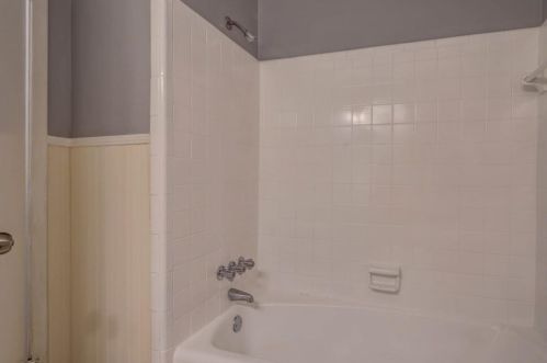 2708 Lakeview Dr, Conyers GA  30094-4944 exterior