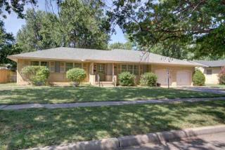 1833 Farmstead St, Wichita, KS 67208-1745