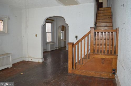 2832 24th St, Philadelphia, PA 19132-1927