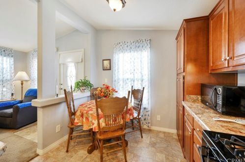 45 Maple Via, Anaheim CA  92801-1036 exterior