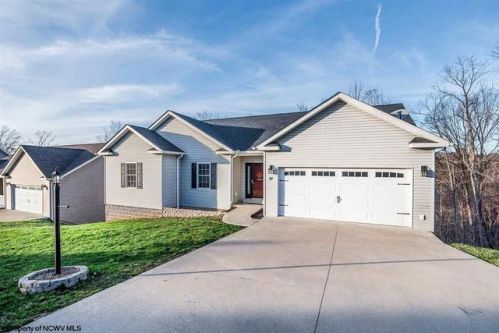 27 Eastern Trl, Morgantown, WV 26508-5991