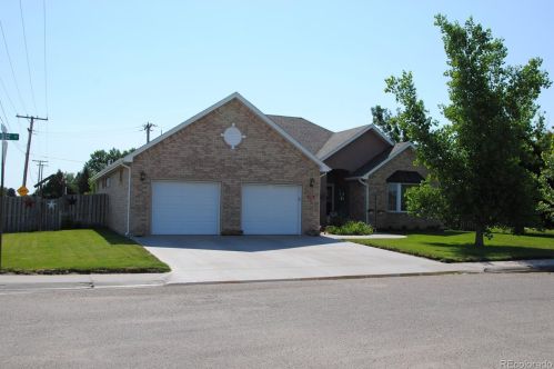 386 Eldridge St, Burlington, CO 80807-1355