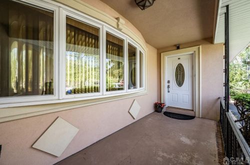 21 Tunica Ct, Old Bridge, NJ 08857-1847