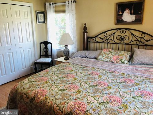 17 Friendship Ct, Charles Town WV 25414-5058 exterior