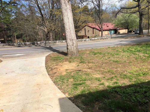 489 Fairlock Ln, Atlanta GA  30331-1519 exterior