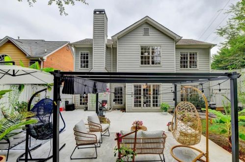3139 Blairhill Ct, Atlanta GA  30340-4500 exterior