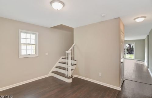 434 Flanders Ave, Scotch Plains, NJ 07076-1702