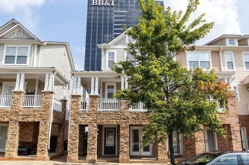 213 16th St, Atlanta GA 30363-1005 exterior