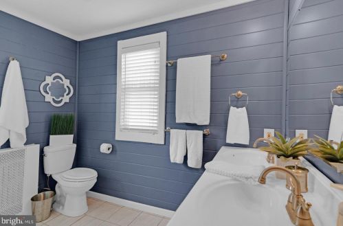 215 Marne Ave, Haddonfield NJ 08033-1444 exterior