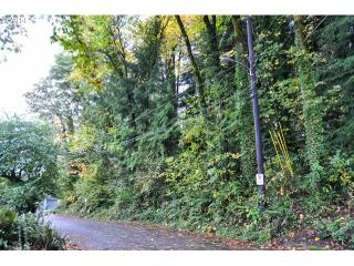 721 Macleay Blvd, Portland OR  97210-2757 exterior