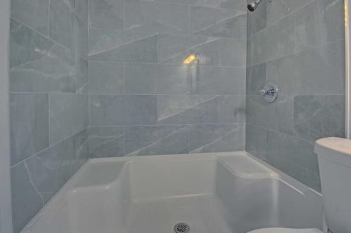 121 Sheffield Dr, Cedar Hill TX 75104-2709 exterior