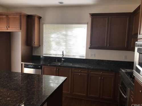 336 Cardinal Ln, Upland, CA 91786-7723