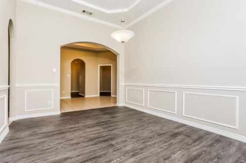 4703 Spring Lake Pkwy, Midlothian TX  76063-5592 exterior