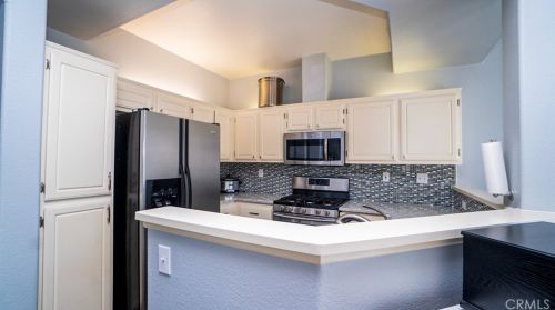 1055 Positano Ave, Anaheim CA  92808-1541 exterior