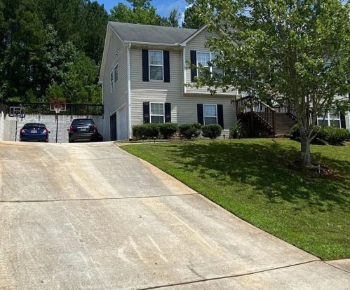 95 Lawn Way, Porterdale, GA 30016-6824