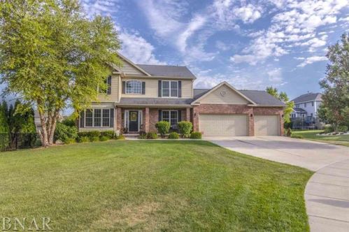 1001 Mugho Ct, Normal, IL 61761-9551
