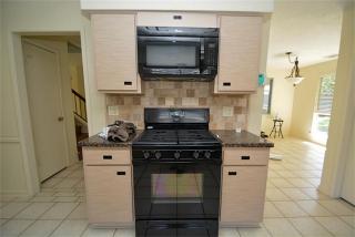 3014 Sam Houston Dr, Sugar Land TX  77479-1628 exterior