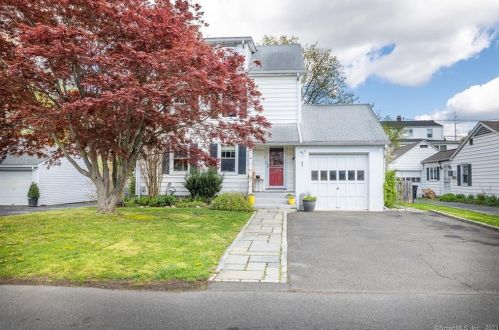 24 Russell St, Norwalk, CT 06855-2132