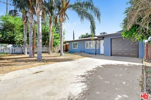 272 3rd St, Colton, CA 92324-3203