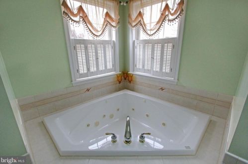 1934 Medallion Ct, Forest Hill MD 21050-2761 exterior