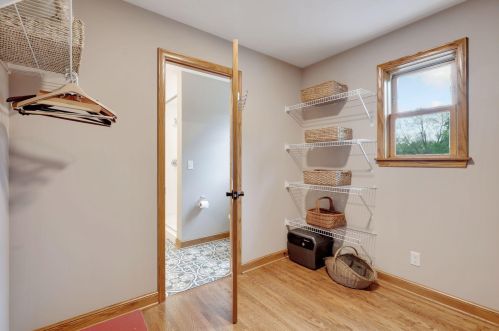 879 Hoyt Ave, Saint Paul MN  55106-1042 exterior