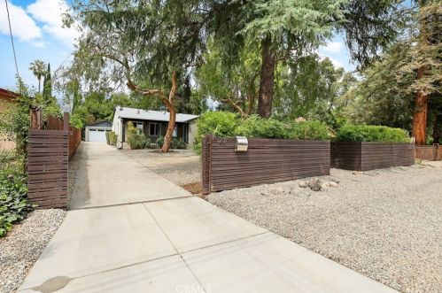 237 Altadena Dr, Altadena, CA 91001-5106