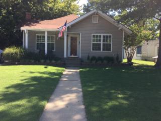 904 Chestnut St, Muskogee, OK 74403-3112