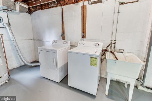 2115 Seminary Rd, Silver Spring MD 20910-1354 exterior