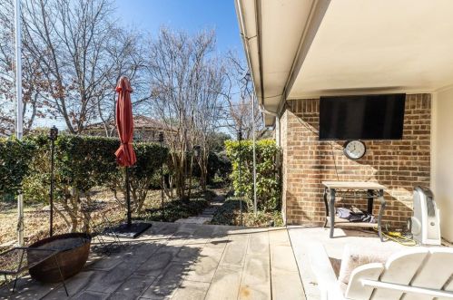 6504 Victoria Ave, Fort Worth TX  76180-8048 exterior