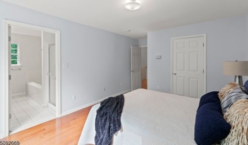 5 Garfield Way, Princeton NJ  08540-1669 exterior