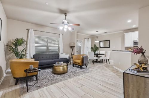 3622 Boxwood Dr, Garland TX 75040-8798 exterior