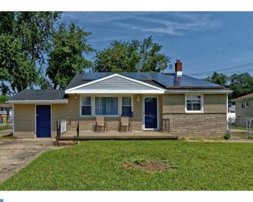 135 Sunnyside Ln, Gloucester, NJ 08031-1142