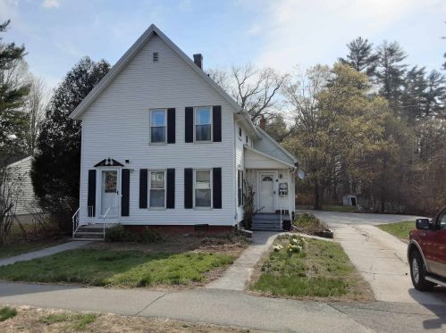 556 State St, Concord, NH 03301-3240