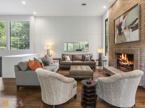 1108 Judith Way, Atlanta GA  30324-2905 exterior