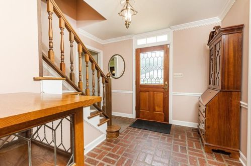 675 Fair Oaks Mnr, Atlanta GA  30327-4364 exterior