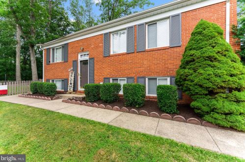 2895 Cedar Crest Ct, Woodbridge, VA 22192-3118