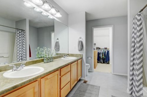 9841 Chambers Dr, Denver CO  80022-9314 exterior