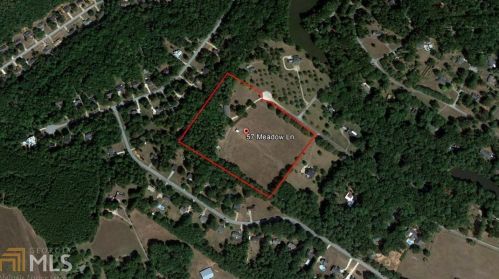 57 Meadow Ln, Porterdale, GA 30014-1639