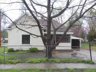 2159 Chestnut St, Springfield MO  65802-4252 exterior