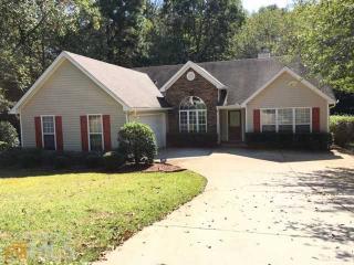 1615 White Oak Dr, Winder, GA 30680-3353