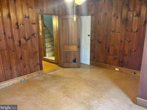 239 Pine St, Lancaster PA  17603-3434 exterior