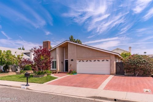 2755 Wheatfield Cir, Simi Valley, CA 93063-2221