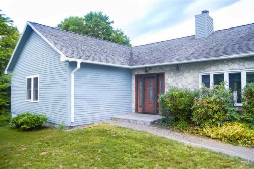 44 Goodwin Rd, Laconia, NH 03249-7556