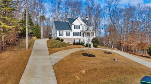 479 Lake Laurel Dr, Dahlonega, GA 30533-8505