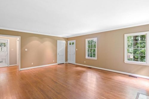 152 Burdette Rd, Atlanta GA  30327-4804 exterior