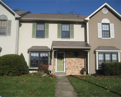 5 Stratton Ct, Trenton, NJ 08691-3108