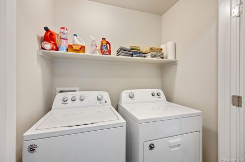 2418 Troy Ct, Aurora CO 80011-6641 exterior