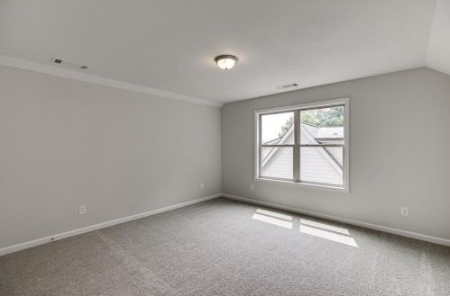 645 Lakeview Bnd Cir, Jefferson GA  30549-7061 exterior